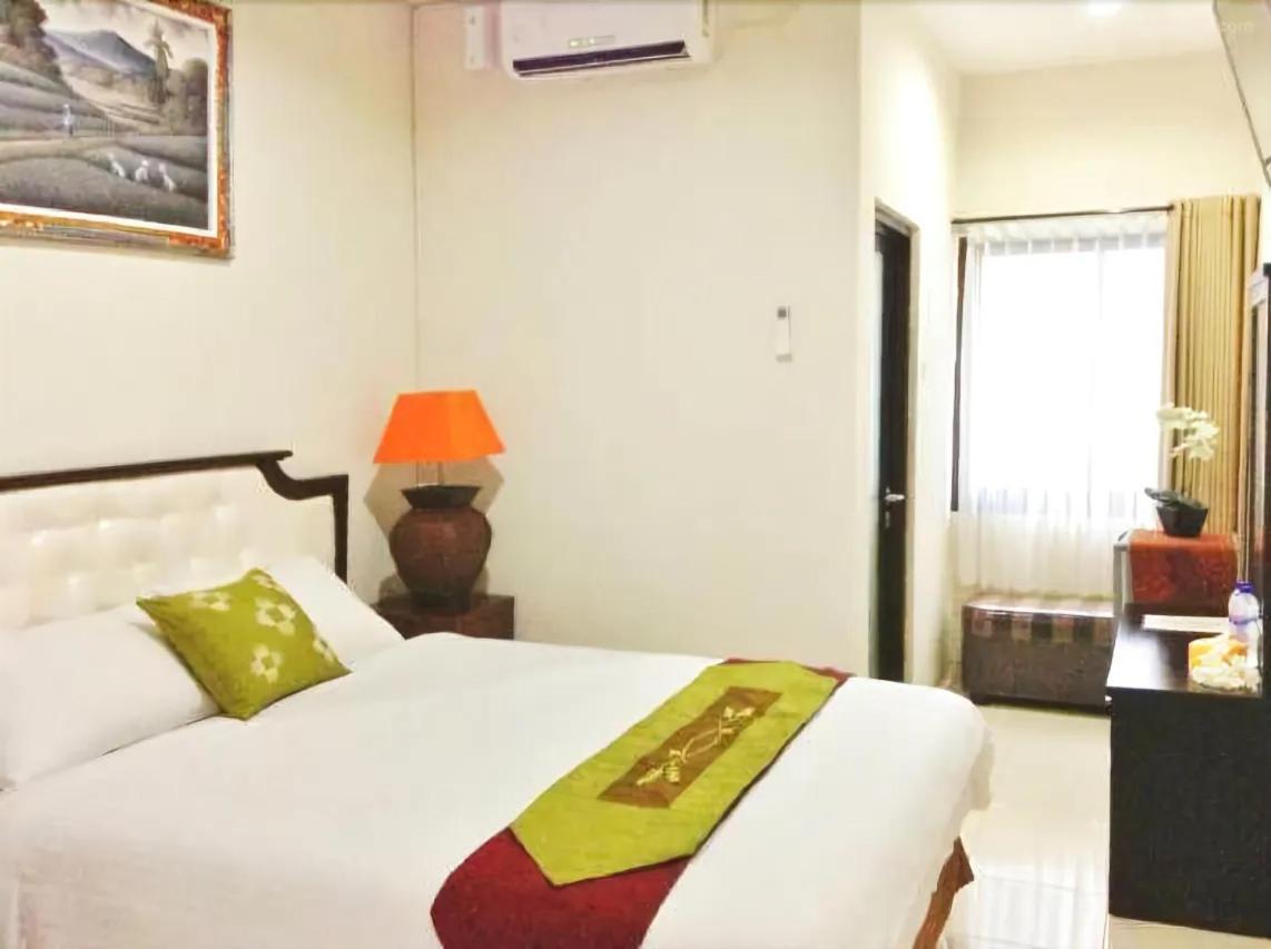 Tuban Torres Accommodation Kuta Lombok Extérieur photo