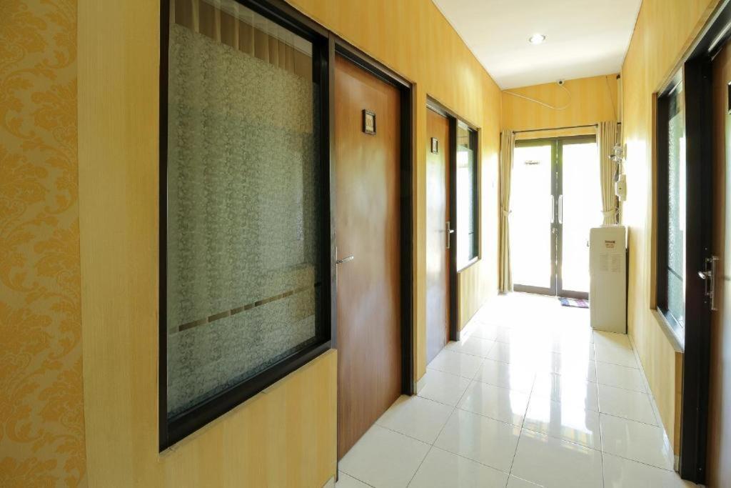 Tuban Torres Accommodation Kuta Lombok Extérieur photo